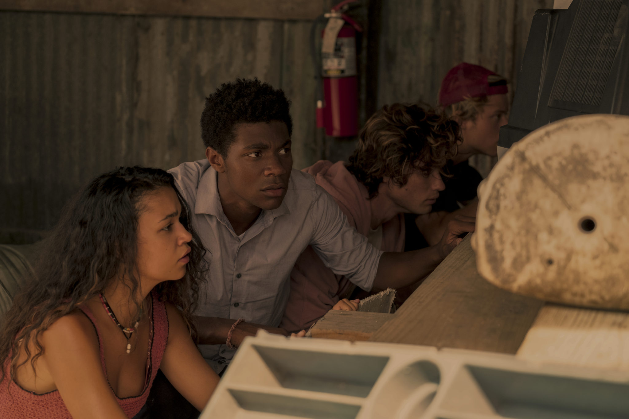 New Stills From Netflixs New Series “outer Banks” Released 8244