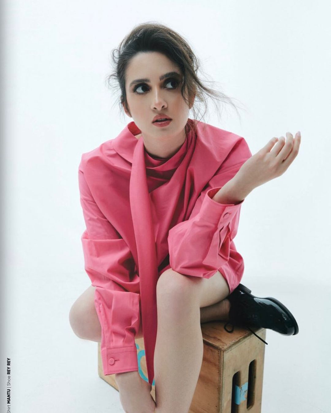 Laura Marano Covers Gr8t Magazine – BeautifulBallad