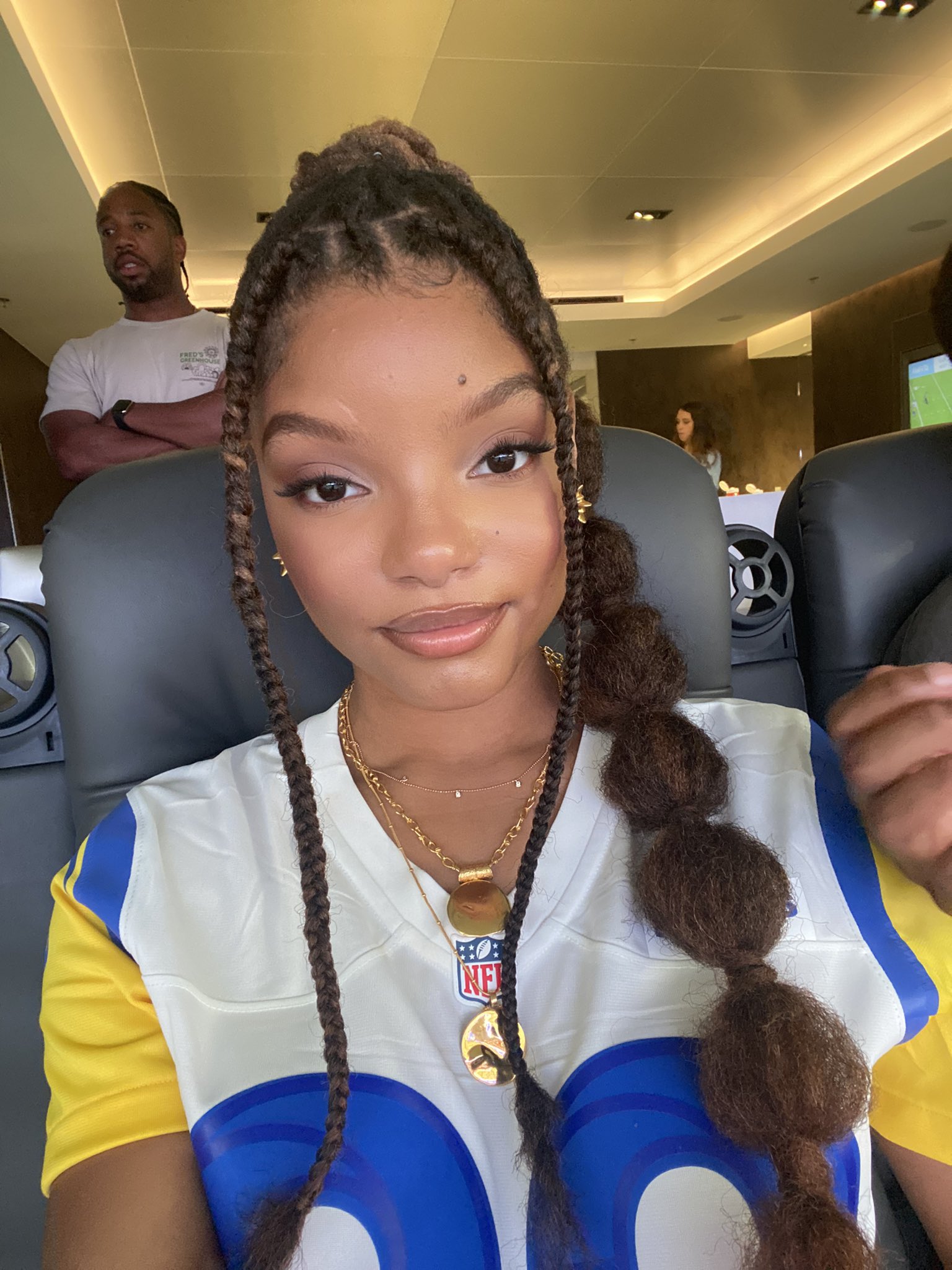 Halle Bailey Performs Before The La Rams Game Beautifulballad