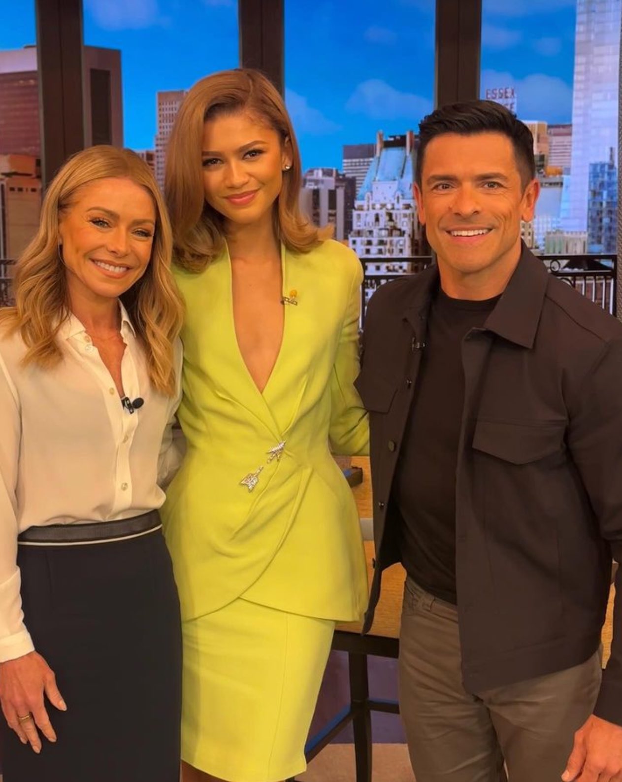 Zendaya Drops By Live With Kelly & Mark BeautifulBallad